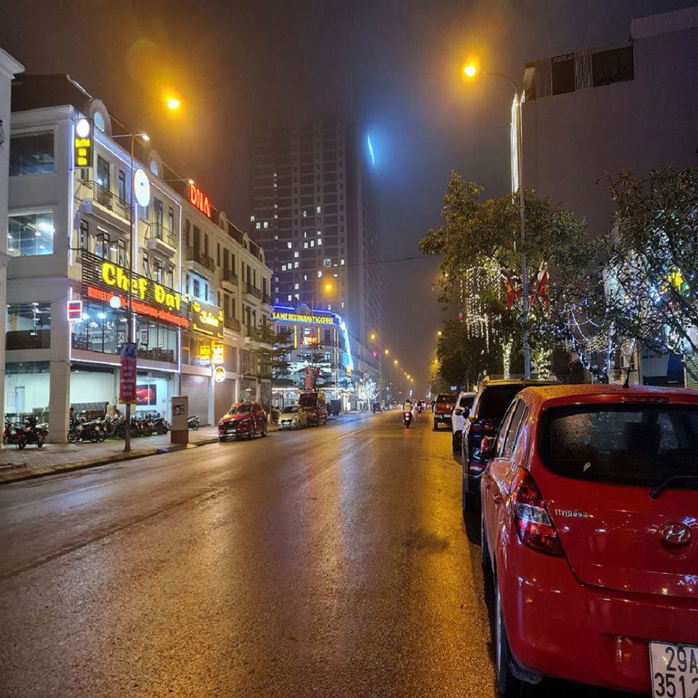 Vip Shophouse 77M2 Mặt Phố Chính Ub Gia Lâm, Công Viên Hồ Điều Hòa Chỉ 20 Tỷ X. Lh 0936098052