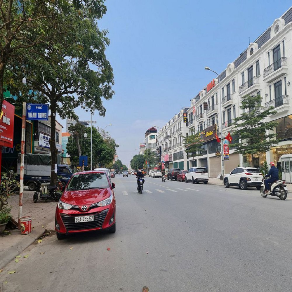 Vip Shophouse 77M2 Mặt Phố Chính Ub Gia Lâm, Công Viên Hồ Điều Hòa Chỉ 20 Tỷ X. Lh 0936098052