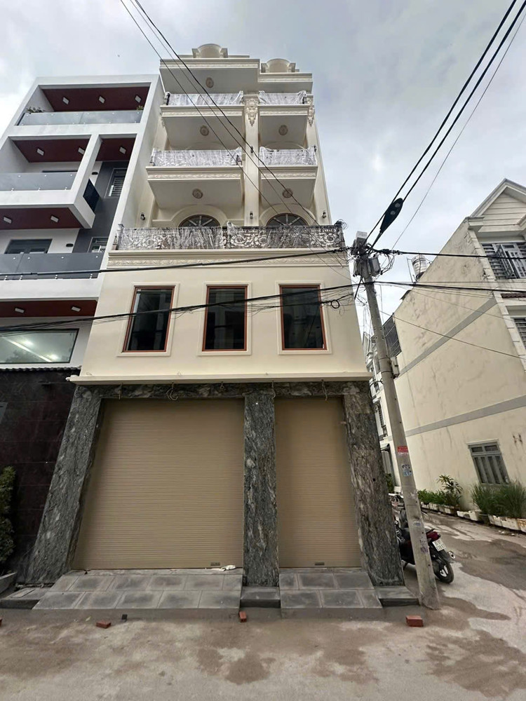 Quỹ Đất Kho Xưởng Hiếm Hóc Môn – Mặt Tiền 12M, Hơn 830M² Chỉ 15 Tỷ