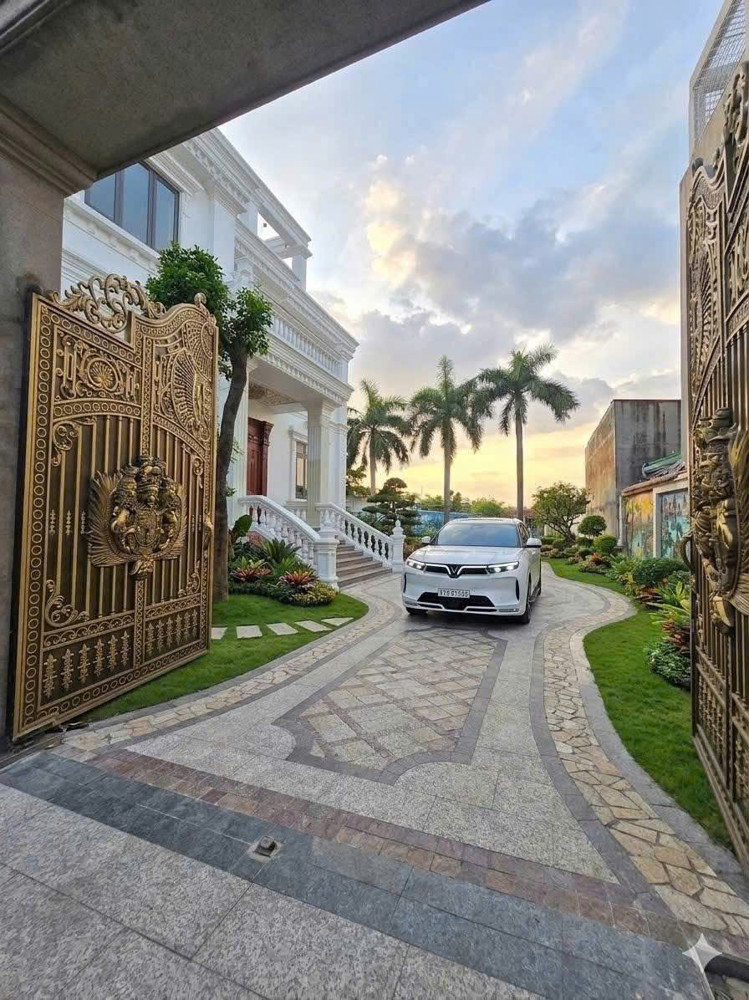 Siêu Biệt Thự Sân Vườn 731M² – An Phú Đông – Không Gian Sống Đẳng Cấp
