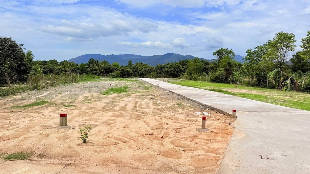 Đất Nền Suối Hiệp (Ven Nha Trang) - Sổ Đỏ Trao Tay - Chỉ Từ 500 Triệu!