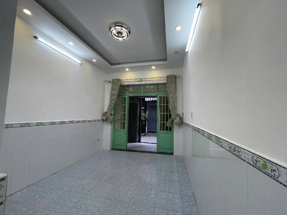[K2460*] Nhà Hẻm Xe Hơi 1/ Phạm Văn Bạch Sau Sân Bay, Giá 5.X Tỷ