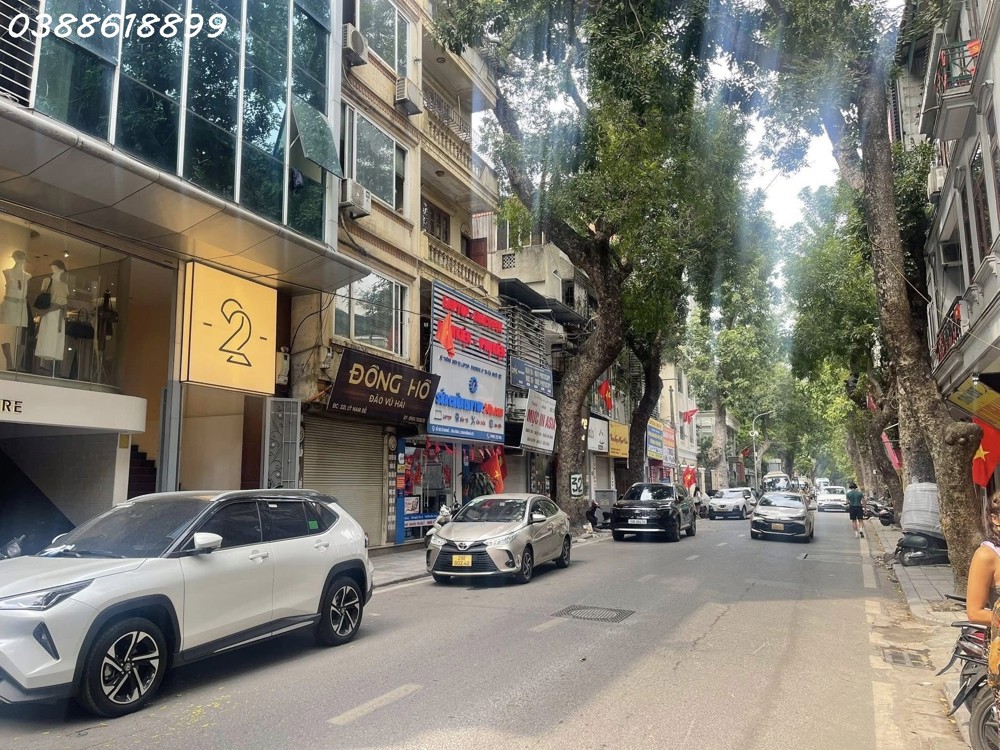 Toà Building Mặt Phố Lý Nam Đế, Hoàn Kiếm - 150M2 - 10 Tầng Thang Máy, Có Hầm - Dt 105Tr/th