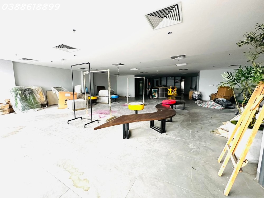 Tòa Building Hạng A Mặt Phố Lạc Long Quân, Tây Hồ - 270M2 - 9 Tầng - Mt 12M - Doanh Thu