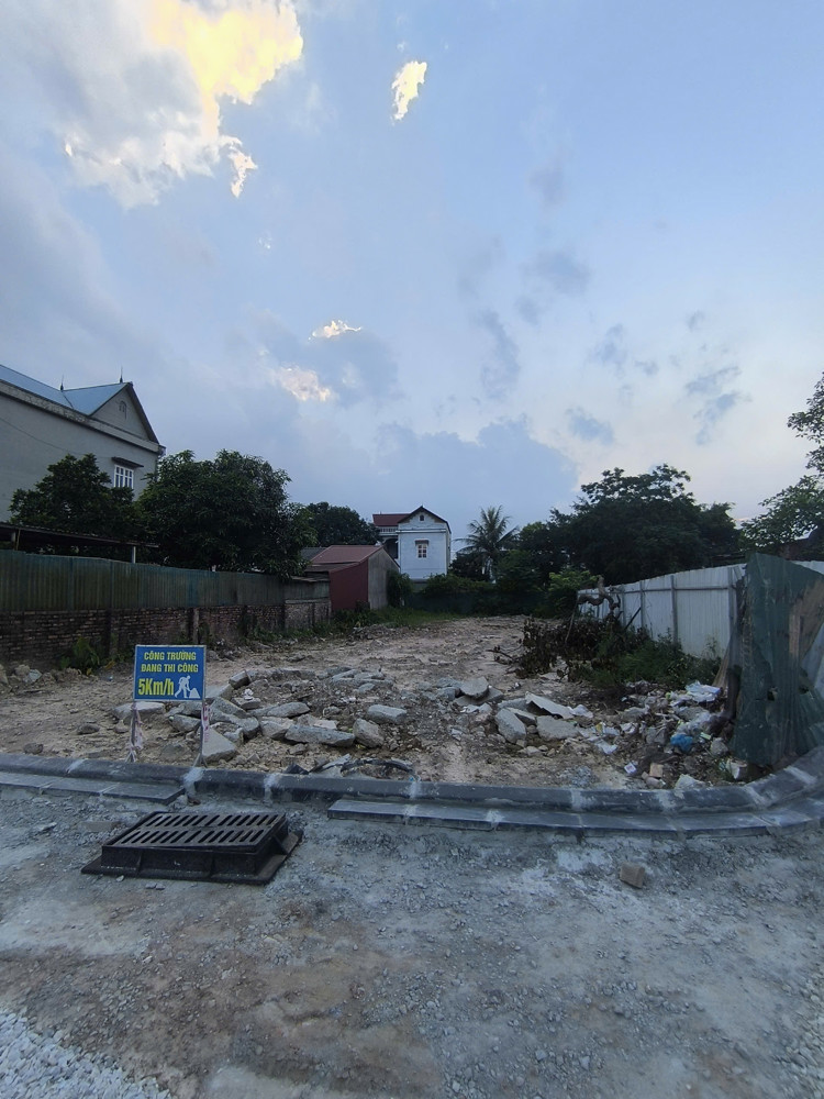 Bán Đất 352M2 - Lô Góc Ngã 4 (3 Mặt Tiền) Tại Nguyên Khê - Đông Anh - Hà Nội