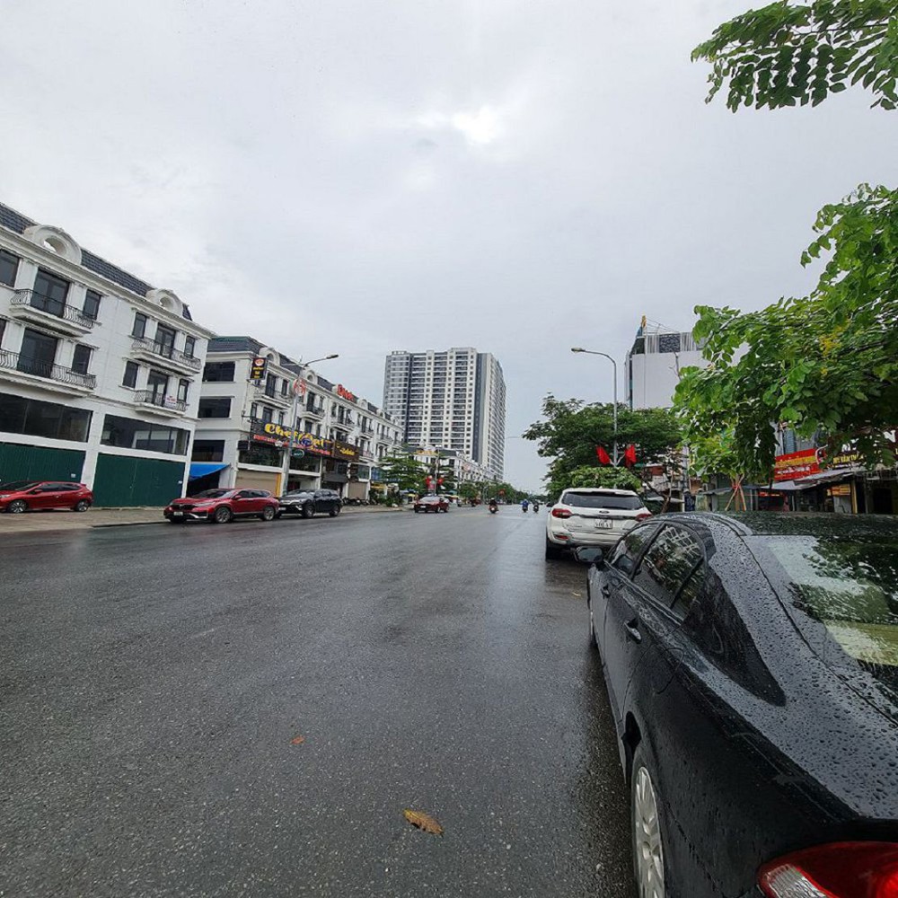 Mặt Phố Thành Trung, Trâu Quỳ, Gia Lâm. Nhà 6 Tầng 600M2 Sàn Mt6m 39 Tỷ X Lh 0392248515