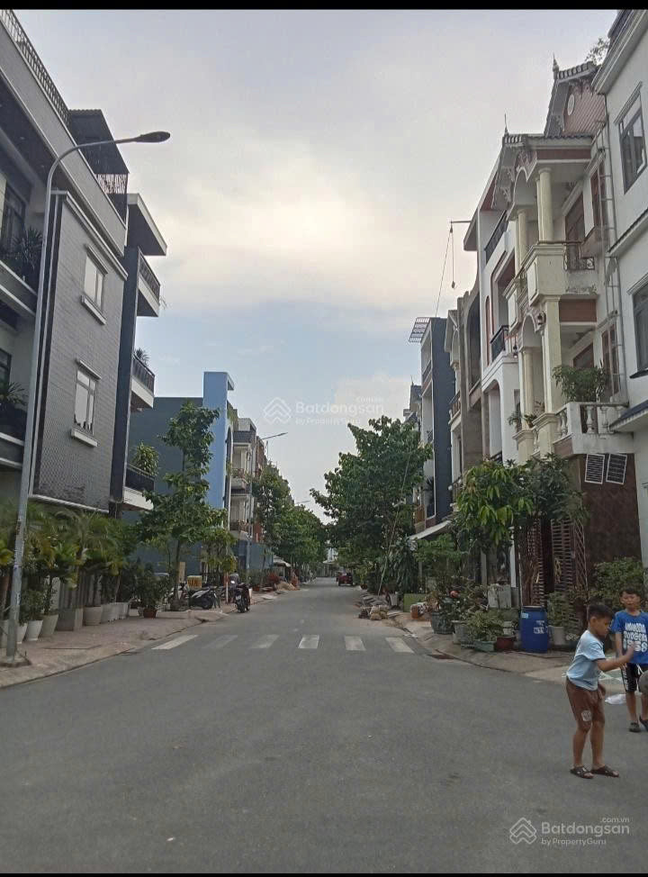 Đất Nền Phú Hồng Thịnh 8 - Vị Trí Đẹp Đt743, Trung Tâm An Phú - Giá Chỉ 3.5 Tỷ - Tiềm Năng Tăng Giá