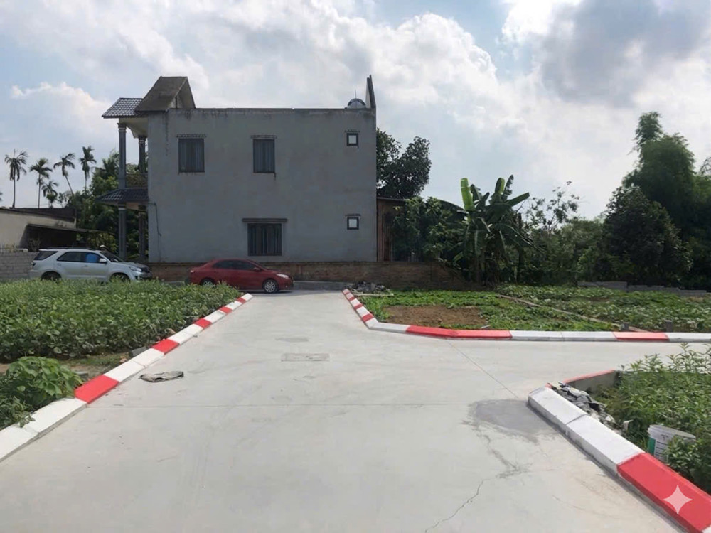 Đất Nền Phân Lô Gần Ngay Ngã Tư Xuân Mai,Cách Có Mấy Phút Đi Di Chuyển