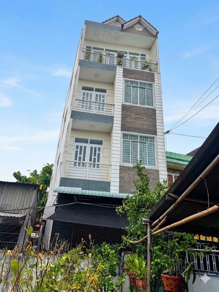 Bán Nhà Mặt Tiền Khu Tttm Vincom Sa Đéc 3 Tầng, 88M2 Sổ Hồng. Vị Trí Đẹp, Giá 8.8 Tỷ