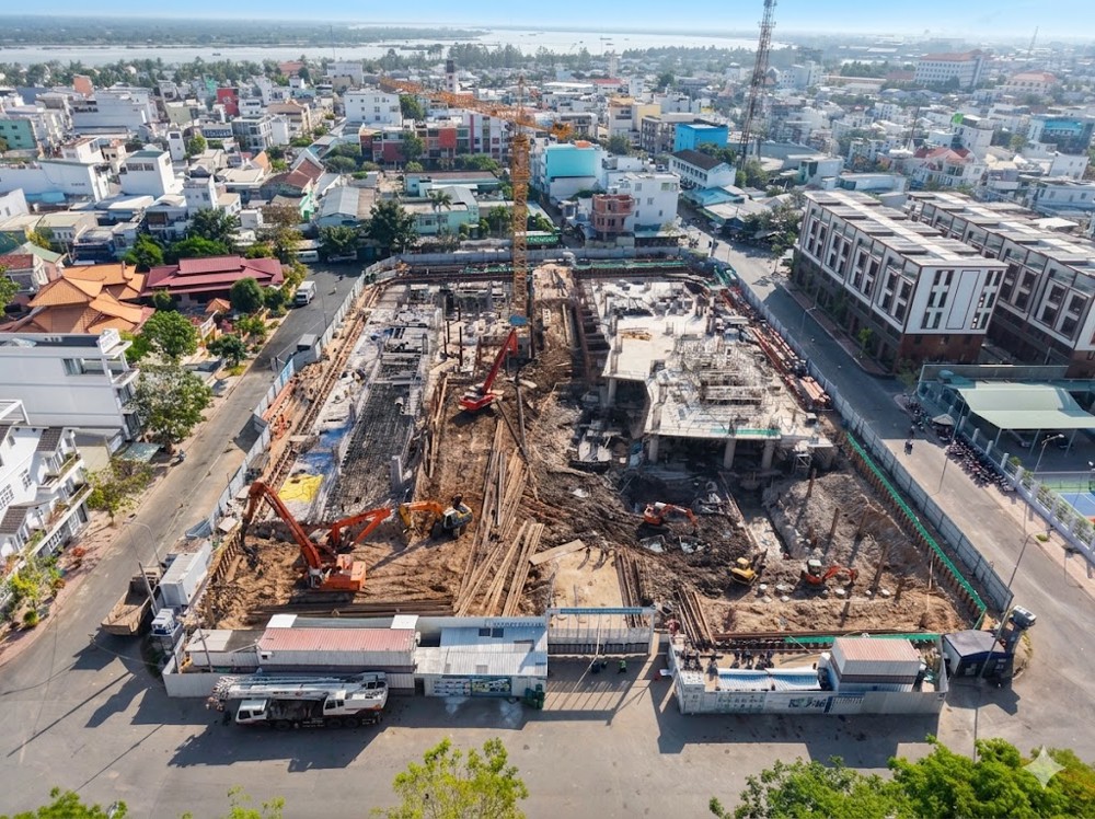 Bán Nhà Mặt Tiền Khu Tttm Vincom Sa Đéc 3 Tầng, 88M2 Sổ Hồng. Vị Trí Đẹp, Giá 8.8 Tỷ