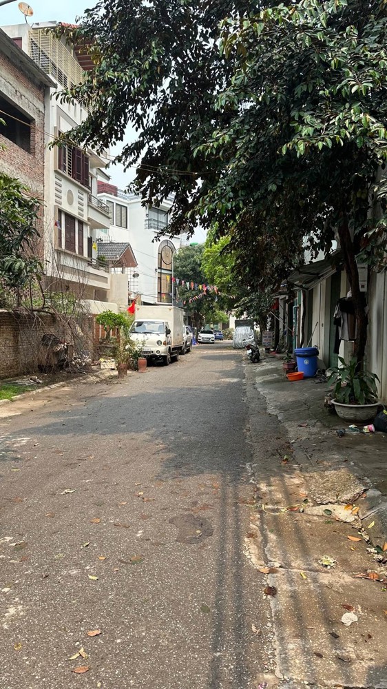 Đất Thật Phố Thượng Thanh 11 Tỷ 50M Ngõ Ô Tô Ngõ Thông,Sổ Đỏ Long Biên