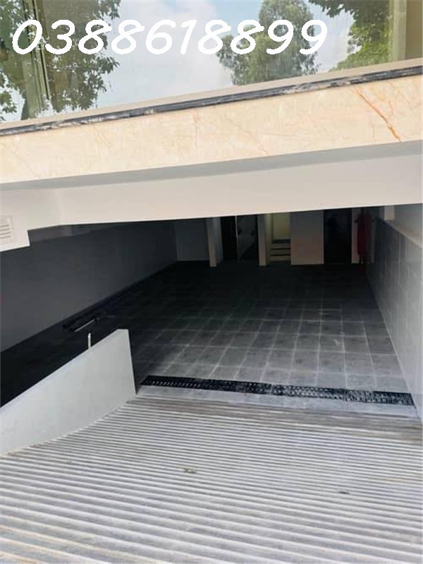 Toà Building Mặt Phố Phúc Diễn, Bắc Từ Liêm - 160M2 - Mặt Tiền 8M - Bên Thứ 3 Thuê 2 Tỷ/năm