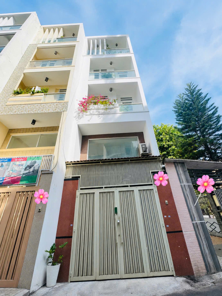 Chủ Nhớ Đallas, Tiếp Tục Giảm Mạnh Chỉ Còn 9.59 T.ỷ. Cho Căn Nhà Phong Cách Đông Êm Đềm Hxh