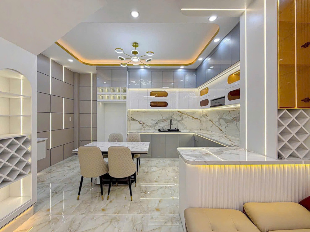 Bán Nhà Biệt Thự Mới Trung Tâm Q7 Ngang 5 Dài 12 - 3T Có 9 Đ