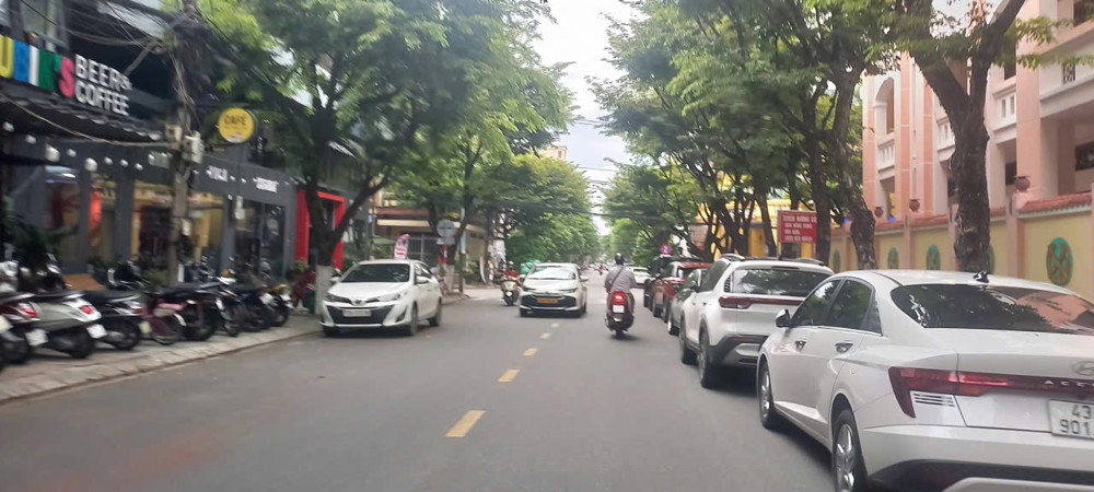 Nhà 3T Ông Ích Khiêm – Đường Ô Tô 5M, Gần Biển – Hơn 5 Tỷ