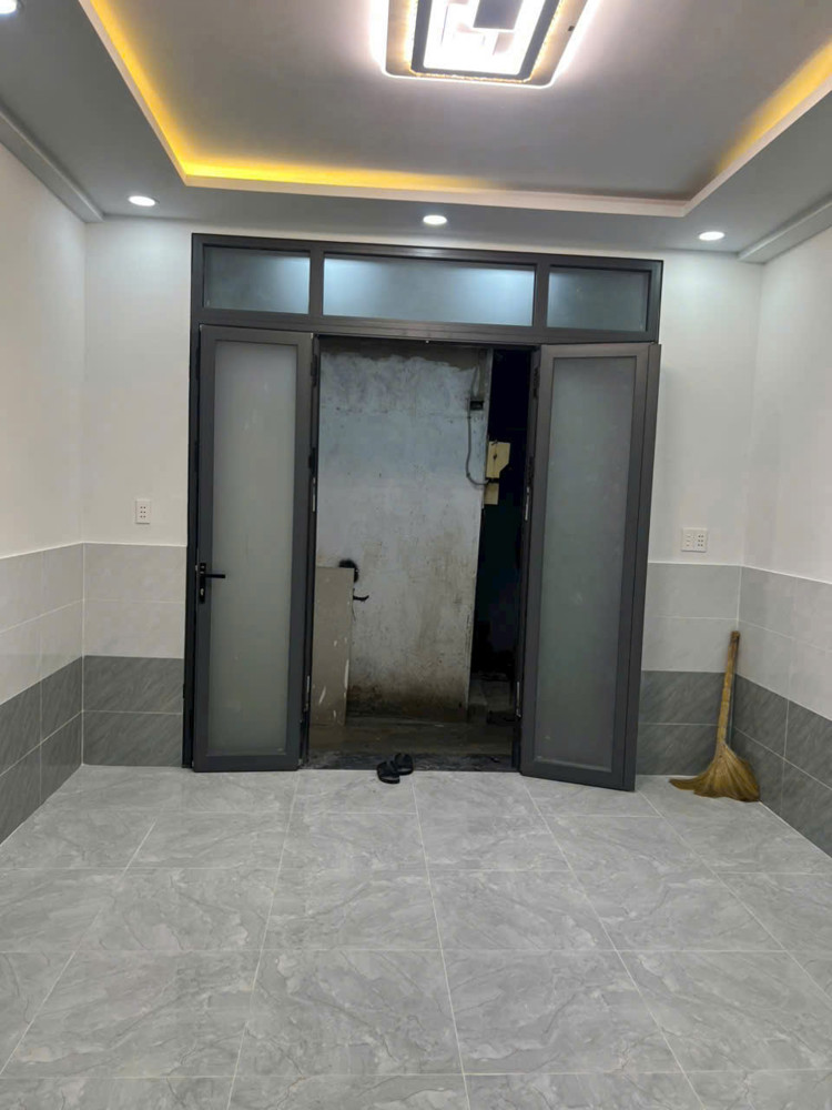 Nhà Mới Đẹp Huỳnh Tấn Phát , Phú Thuận , Q7 - 20M2 -2Pn Chỉ 1 Ty 270Tr