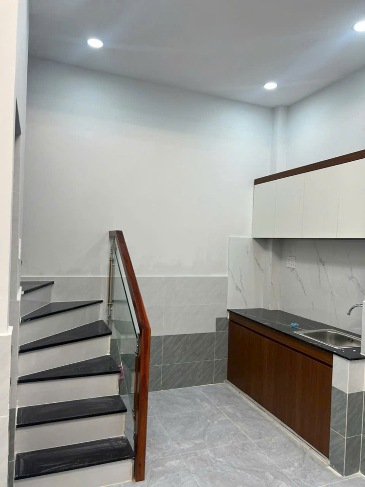Nhà Mới Đẹp Huỳnh Tấn Phát , Phú Thuận , Q7 - 20M2 -2Pn Chỉ 1 Ty 270Tr