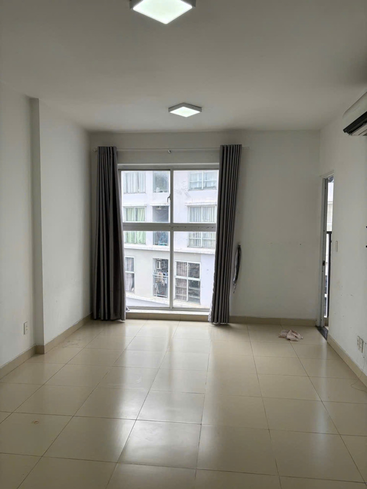 Hot Hot – Cần Bán Căn Hộ Thủ Thiêm Sky – View Sông Sài Gòn – Giá Tốt – Tại Đường Nguyễn Văn Hưởng,