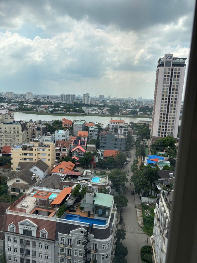 Hot Hot – Cần Bán Căn Hộ Thủ Thiêm Sky – View Sông Sài Gòn – Giá Tốt – Tại Đường Nguyễn Văn Hưởng,