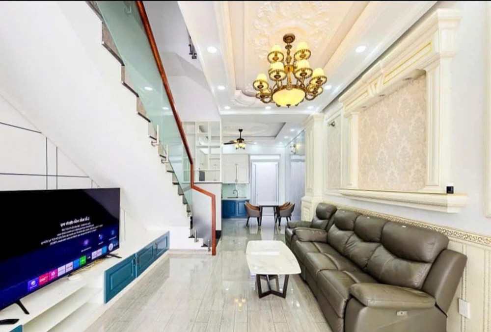 Nhà Hẻm Xe Hơi Đào Tông Nguyên, Ngay Chợ, 4X16m, 4 Tầng, Chỉ Hơn 7.5 Tỷ