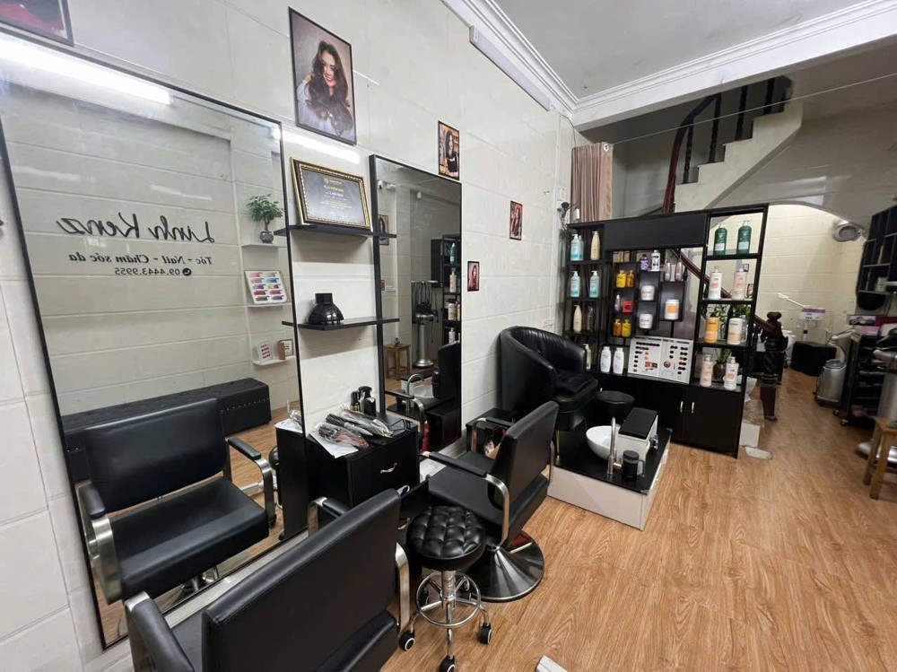 Sang Nhượng Cửa Hàng Tóc Tại Xã Đàn, Đống Đa, Hà Nội