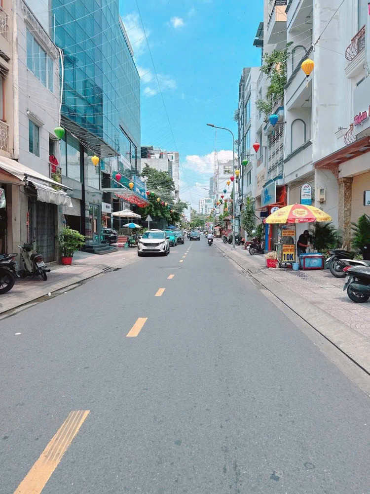 Bán Nhà 2 Mặt Tiền Đẹp – Vị Trí Đắc Địa Trung Tâm Quận 1
