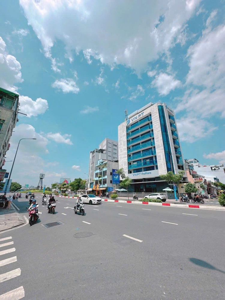 Bán Nhà 2 Mặt Tiền Đẹp – Vị Trí Đắc Địa Trung Tâm Quận 1