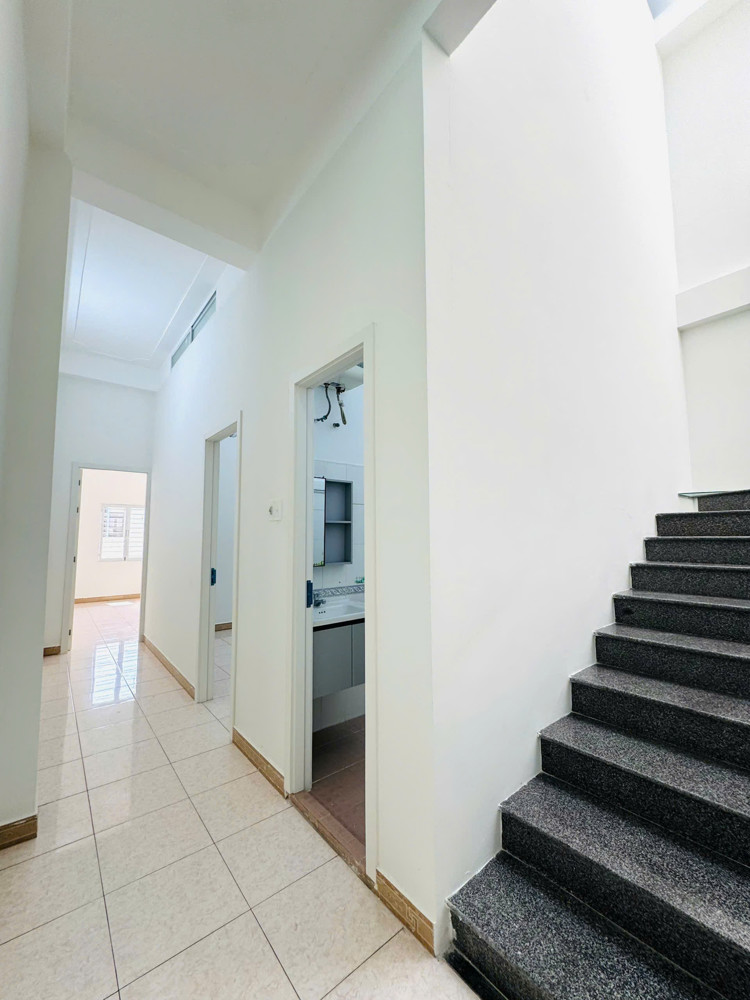 Biệt Thự 3 Tầng - Lô Góc Phạm Hùng, Hòa Xuân - 190M² – 8,7 Tỷ