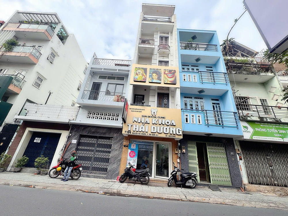 Bán Nhà 4 Tầng Mặt Tiền Kd Đ.nguyễn Phi Khanh, Quận 1 - 4M*15m Vuông Đẹp Full Thổ Cư- Chỉ 19,5T *