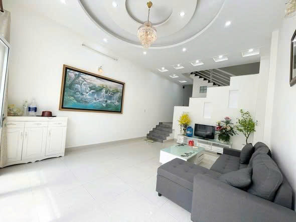 Cho Thuê Nhà Nguyên Căn Kqh Trần Anh Tông, P.8, Đà Lạt:
