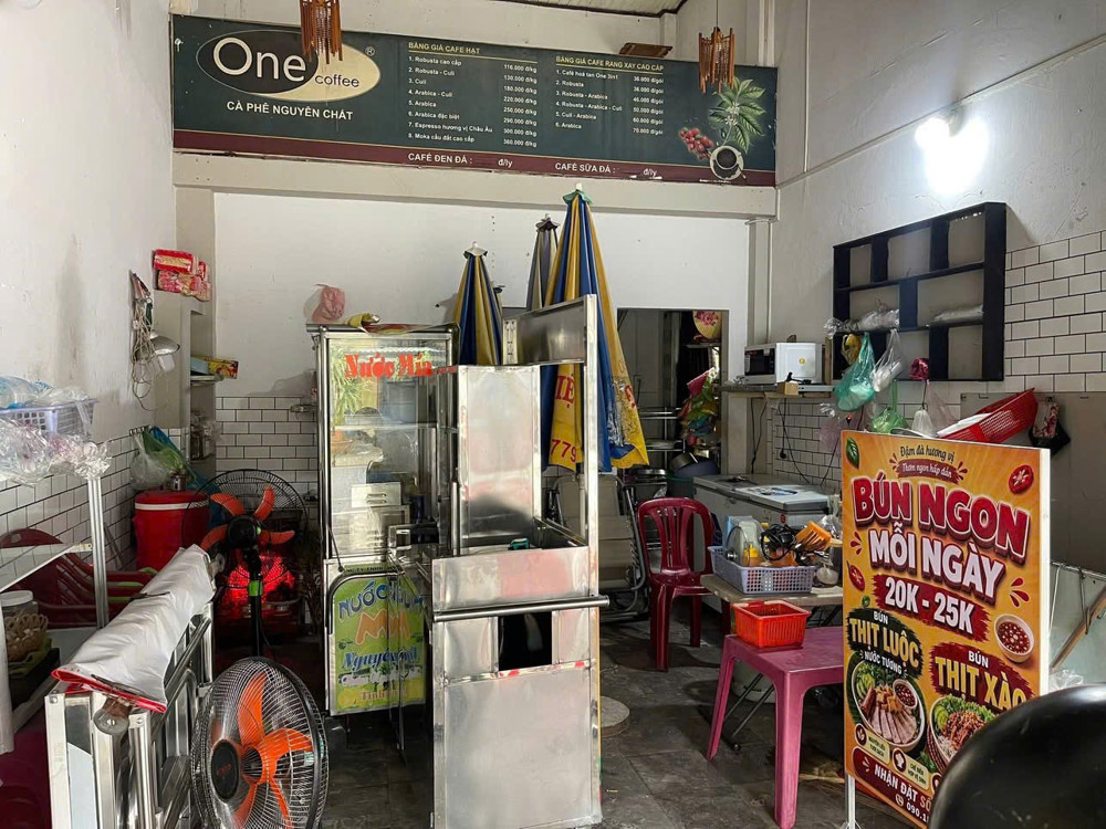 Sang Rẻ 38 Tr , Quán Ăn - Cafe Mt Đẹp Lắm, Mb Thuê Chỉ 4 Tr , Sát Trường Cao Đẳng Nghề Và Gần Ngã