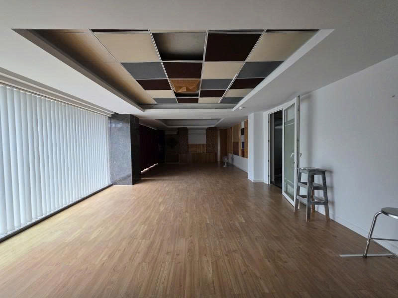 Bán Nhà Biệt Thự Cách Mạng Tháng Tám - Quận 3, 17X14m, 8 Tầng - Có Hầm - Chỉ 79 Tỷ