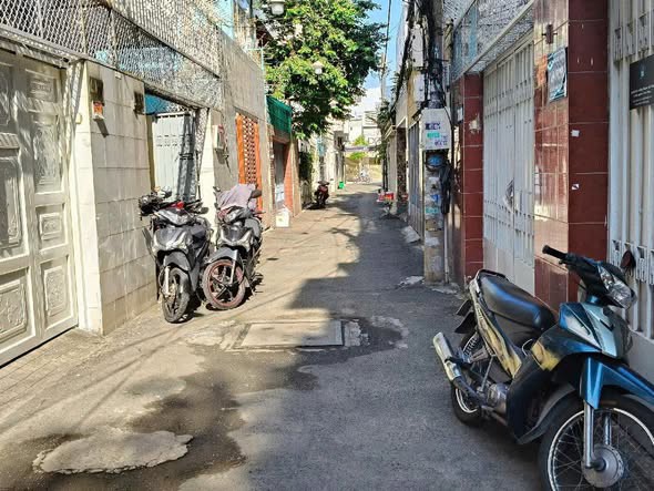 Hàng Hiếm Cả Năm Mới Bán 1 Căn - Hồ Văn Huê Con Đường Cưới - Lõi Trung Tâm Phú Nhuận -Ngang 4,5
