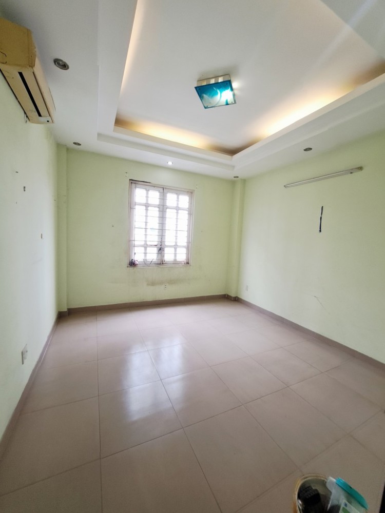 Bán Nhà Gần Tân Hương - Hẻm 5M Thông 56M2 - 3 Tầng - Nhỉnh 7 Tỷ Thương Lượng