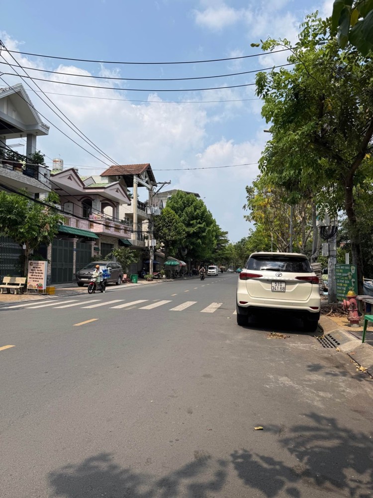 D2475* Mặt Tiền Nguyễn Phúc Chu 18M Thông, Sau Sân Bay Tân Sơn Nhất