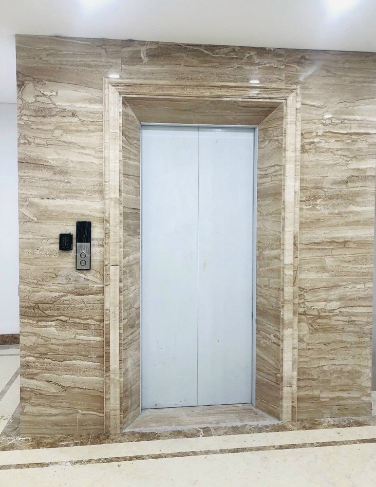 Cho Thuê Nhà, Lò Đúc, Hòa Mã, Hàm Long, Thang Máy, 301M2x 4T -67 Tr