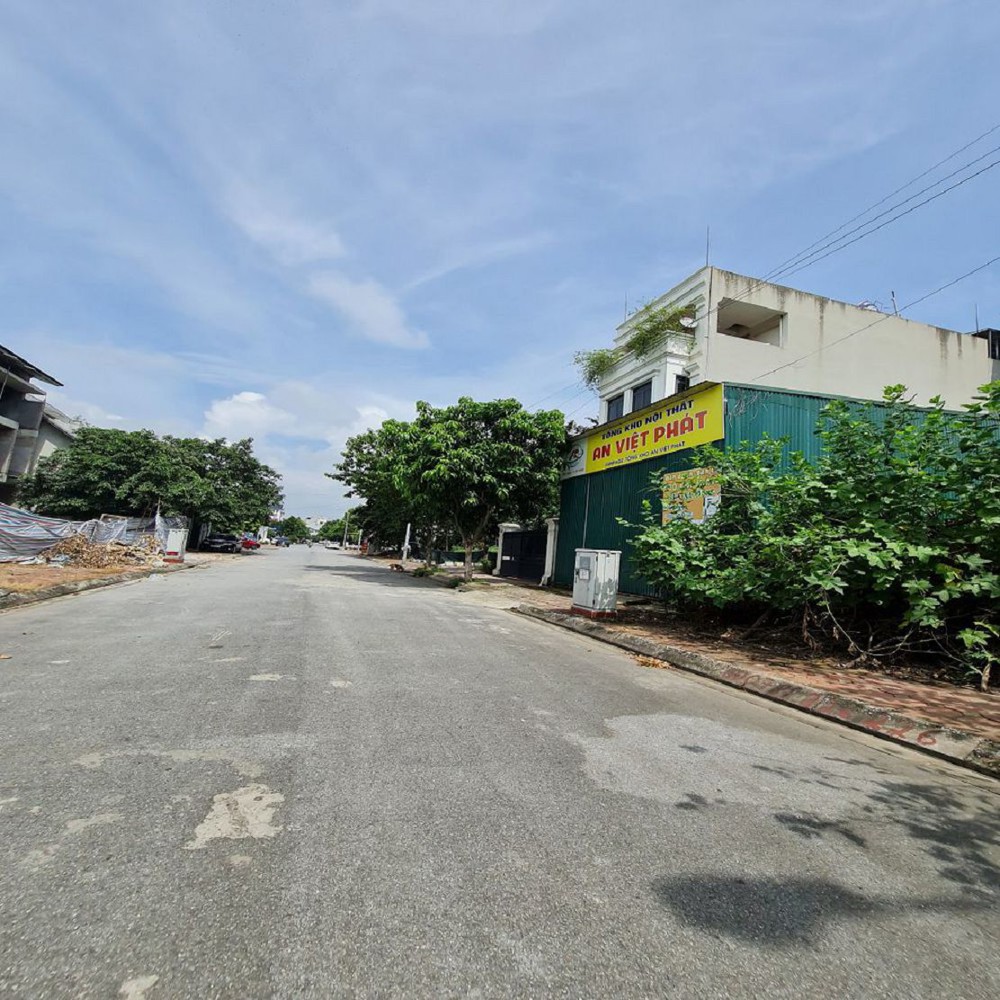 61M2 Đất Tđc Trâu Quỳ, Gia Lâm – Đường 13M, View Vườn Hoa Chỉ 11 Tỷ X 0392248515