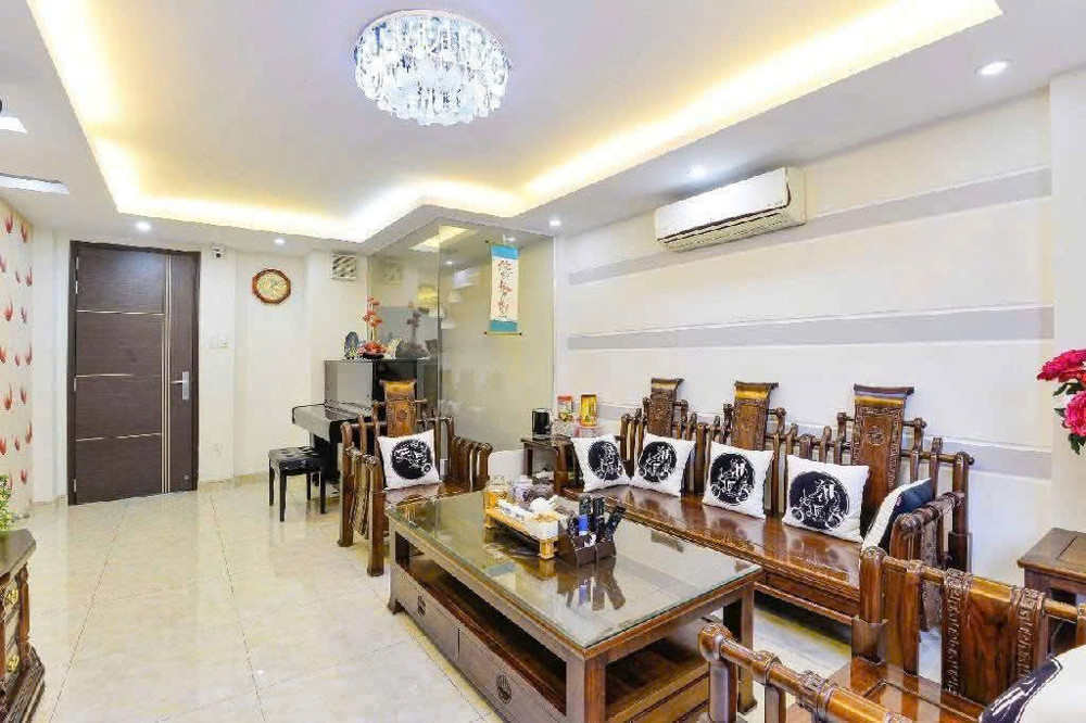 Chủ Định Cư Cần Bán Gấp Nhà Đẹp Thiết Kế Lệch Tầng 80M2 5 Tầng Gần Bàu Cát Tân Bình Nhỉnh