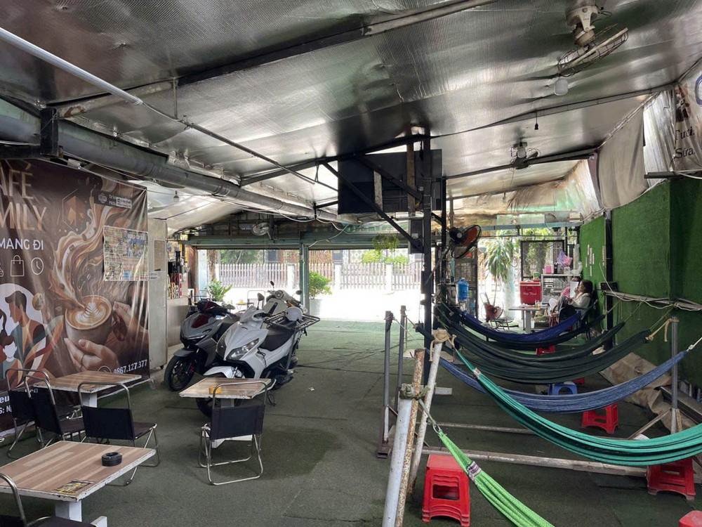 Hóc Môn ! Sang Nhượng Quán Cafe Võng Dt : 300 M2 Mb Thuê Chỉ 7Tr , Có 2 Pn Máy Lạnh, Tel :