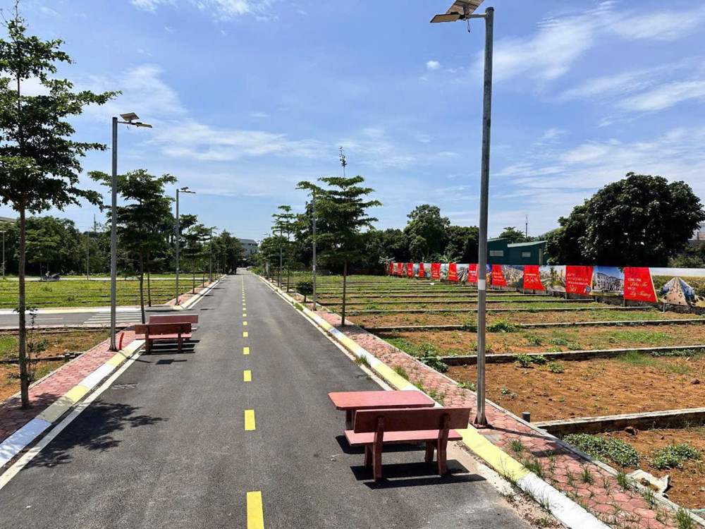 Chủ Cần Tiền, Bán Gấp Mảnh Đất Lõi Phú Cát, Giá Rẻ Hơn Vài Giá, Lh:038.239.4677