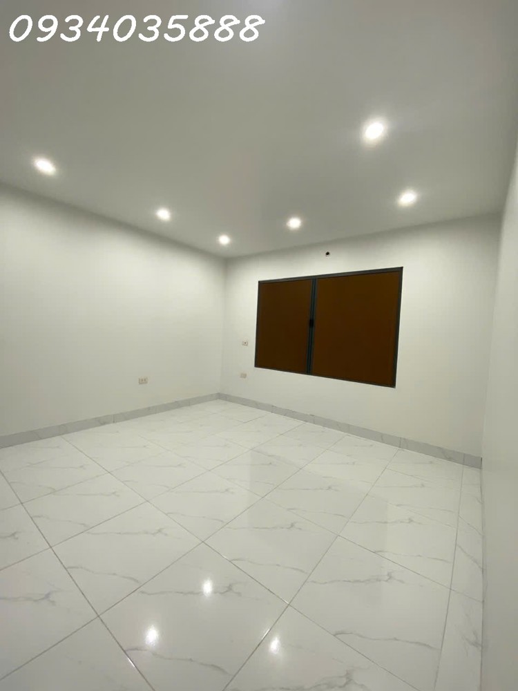 Thạch Bàn – Nhà Đẹp Full Nội Thất – 5 Tầng – Ở Ngay
