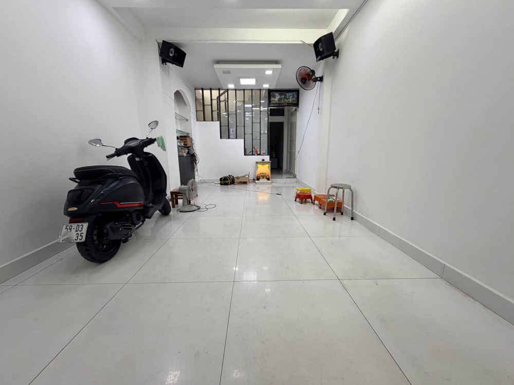 [L2479] Nhà 4 Tầng Hẻm Xe Hơi Sát Đh Văn Lang, 12.X Tỷ