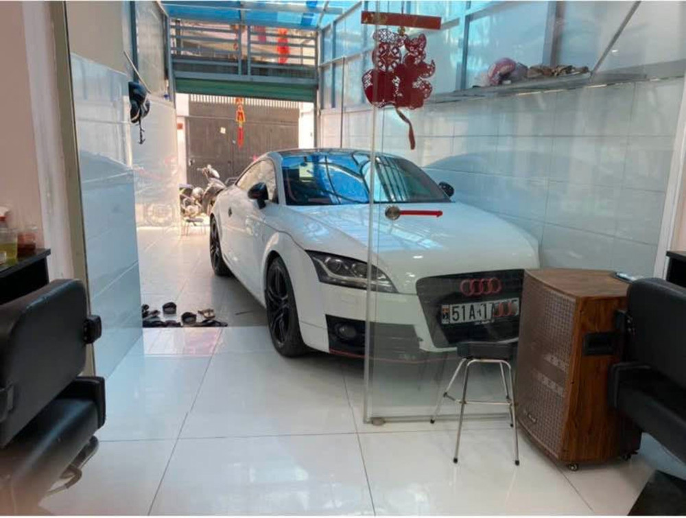 [L2479] Nhà 4 Tầng Hẻm Xe Hơi Sát Đh Văn Lang, 12.X Tỷ