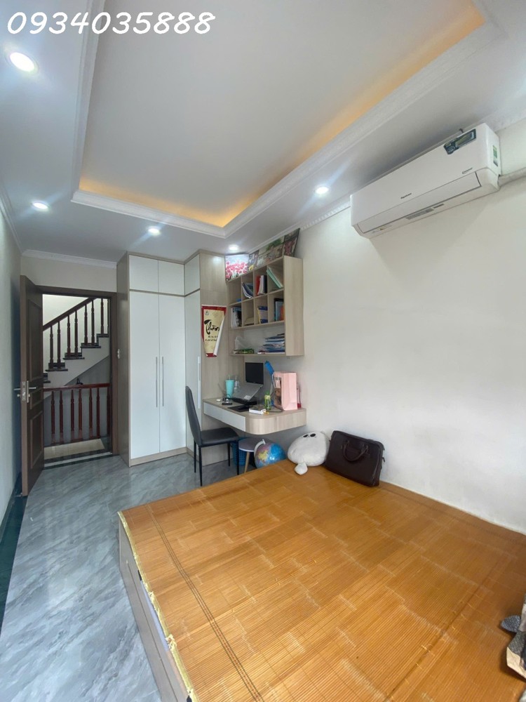 Thượng Thanh – Nhà Mới Đẹp – 5 Tầng – Full Nội Thất – 4 Phòng Ngủ