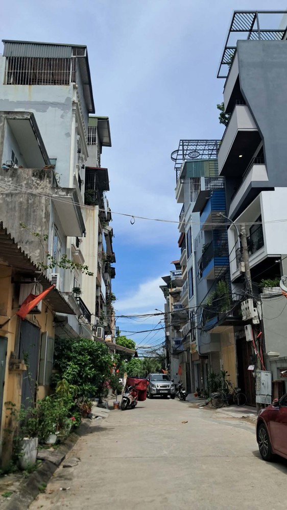 Bán Nhà Bồ Đề 51M2, 6 Tầng Thang Máy, Ô Tô Tránh Đỗ- 17.8 Tỷ