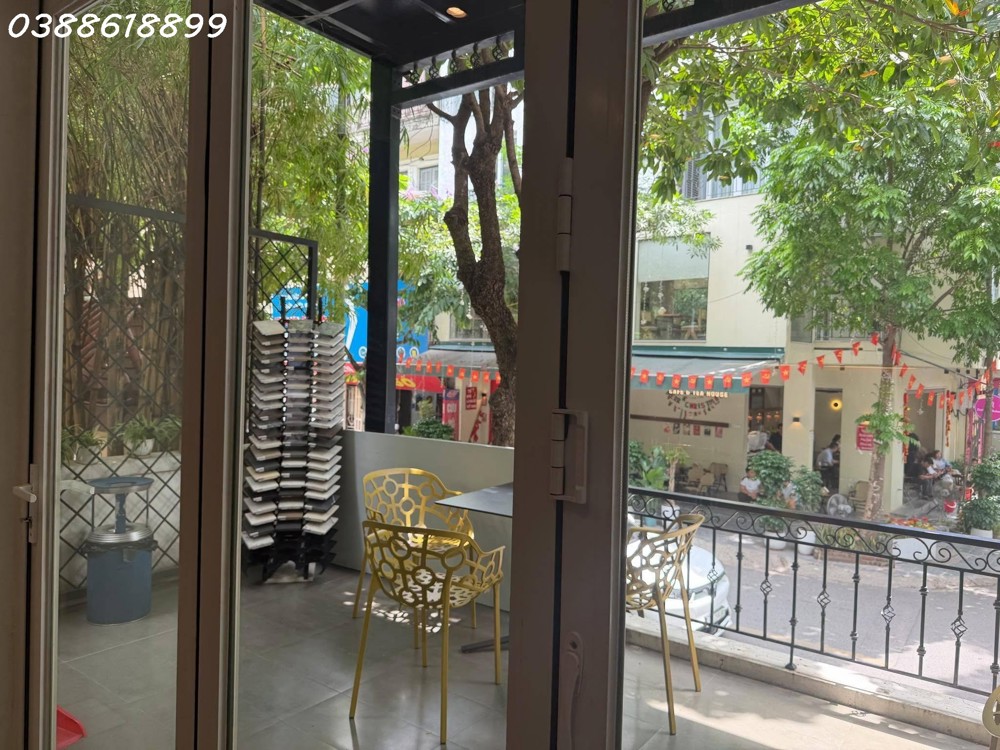 Biệt Thự Góc Kđt Trung Hòa Nhân Chính Dt 310M² - Mt 32M – 2 Mặt Phố – Dòng Tiền 8.000 Usd/tháng
