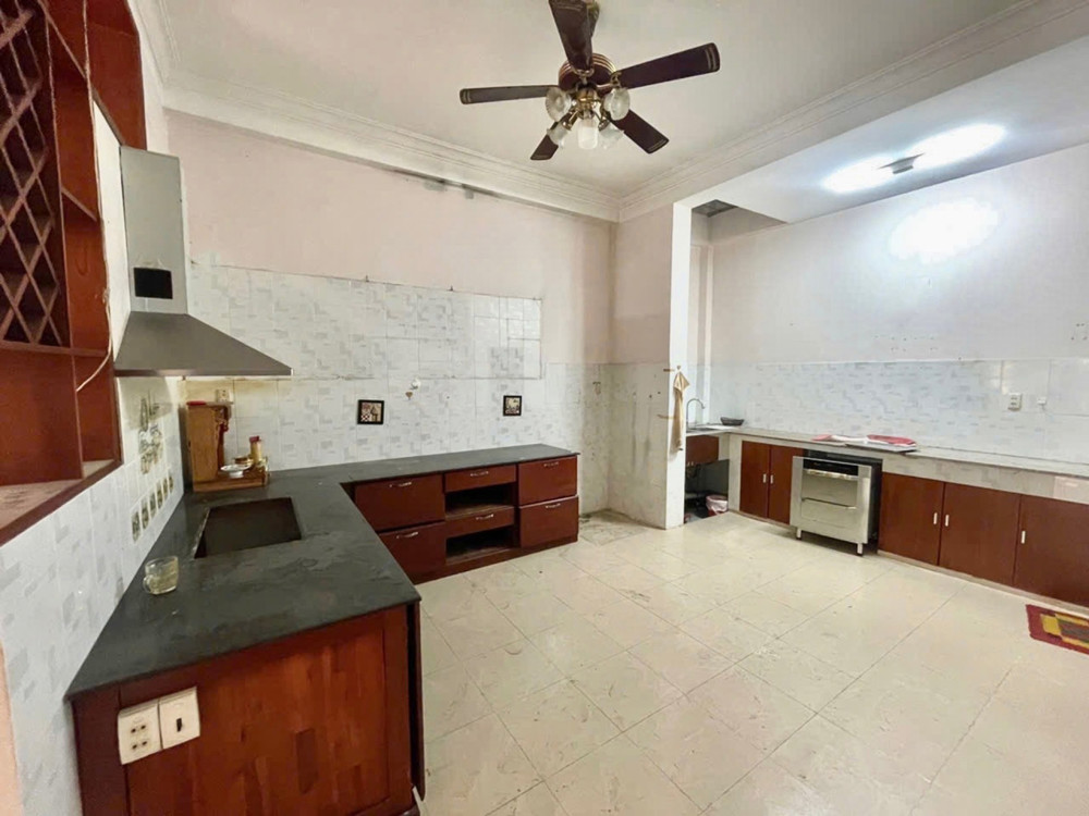 H2488 Hxh 6M Sát Đh Văn Lang Làm Hotel, Spa Cực Đỉnh, 16.X Tỷ