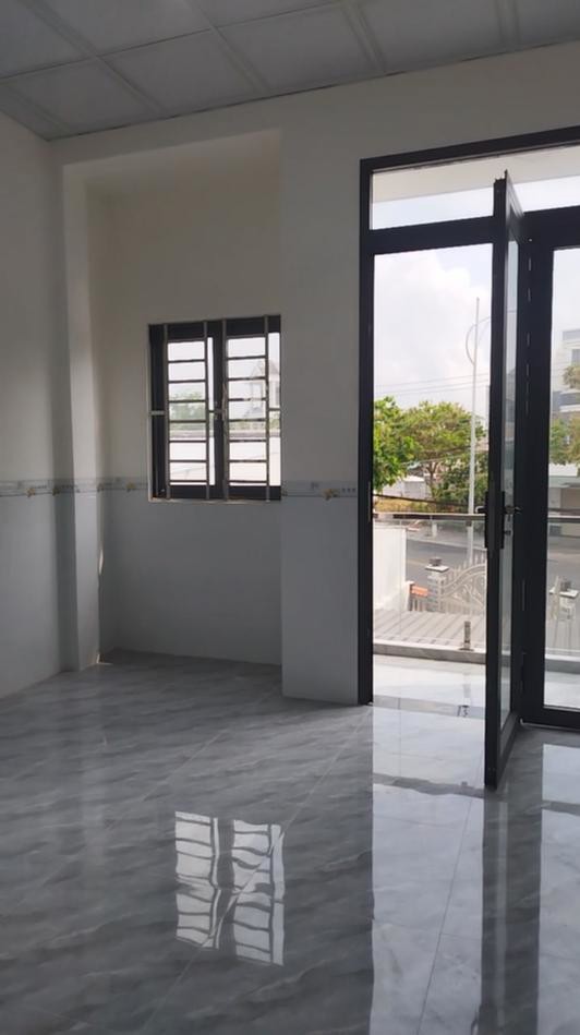 Bán Nhà Mặt Tiền Nguyễn Tất Thành, Sa Đéc, Nhà Mới 100%, Hướng Đông Bắc