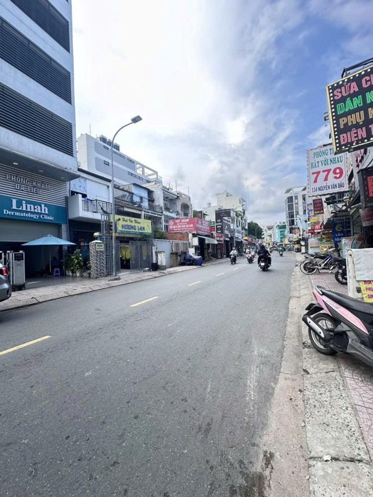 Bán Tòa Nhà 2 Mặt Tiền Nguyễn Văn Đậu - Gần Phan Đăng Lưu, 11X19m, 8 Tầng, Chào 45,5 Tỷ