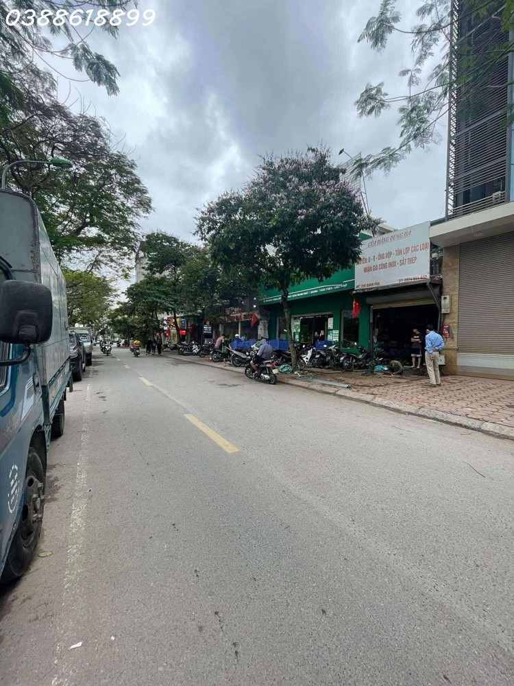 Tòa Văn Phòng Mặt Phố Quan Hoa Dt 150M² - Mt 7M - 9 Tầng Thang Máy - Kinh Doanh Sầm Uất